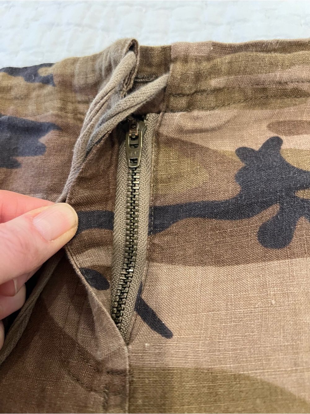 Johnny Was Shorts Womens Large Brown Camo Embroidered Linen Drawstring Pockets - Picture 6 of 14